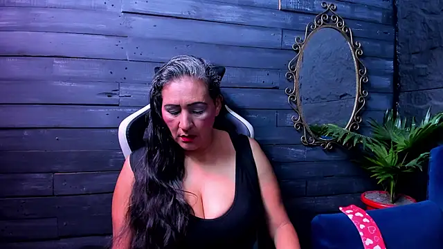 Victoria kyler online show from 06.05.26