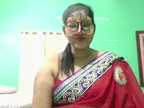Snapshot of Kavya17 chatting on 06.28.26 Kavya17 online show from 06.28.26