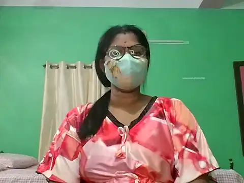 Snapshot of Kavya17 chatting on 06.29.26 Kavya17 online show from 06.29.26