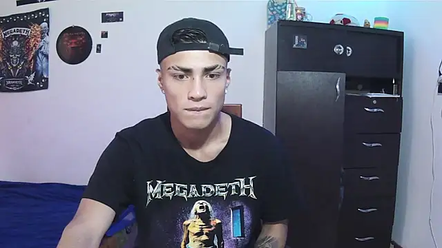 Snapshot of Fenix_hardcock chatting on 06.03.26 Fenix hardcock online show from 06.03.26