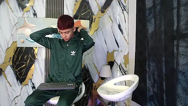 KING LOVERS1 online show from 06.17.26