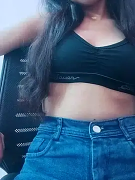 Snapshot of sexy_rubina89 chatting on 05.15.26 sexy rubina89 online show from 05.15.26