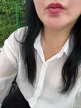 CharlotteLove998 online show from 05.19.26