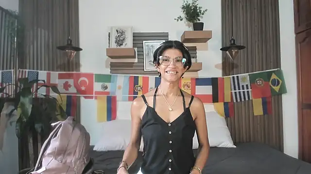 Evaa campbell online show from 07.04.26