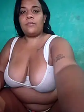 sexy-latina24u online show from 05.18.26
