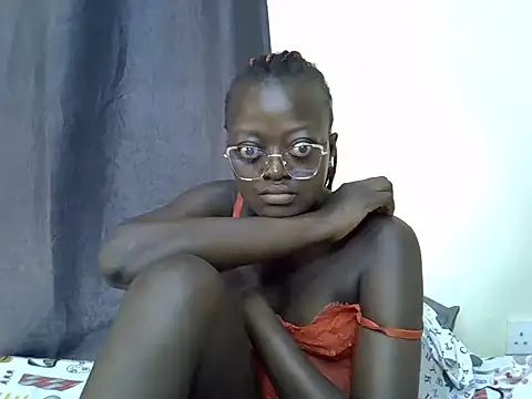 Snapshot of Hot_tashaa chatting on 06.18.26 Hot tashaa online show from 06.18.26