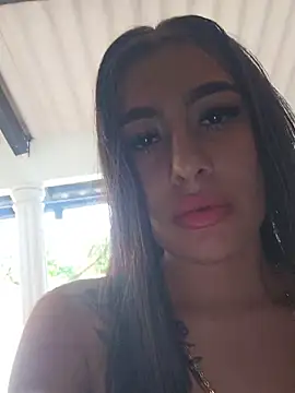 Snapshot of Luisa_Madrid chatting on 05.30.26 Luisa Madrid online show from 05.30.26