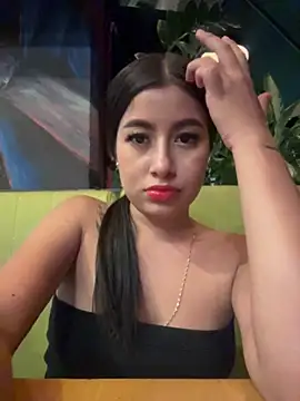 Snapshot of Luisa_Madrid chatting on 05.31.26 Luisa Madrid online show from 05.31.26