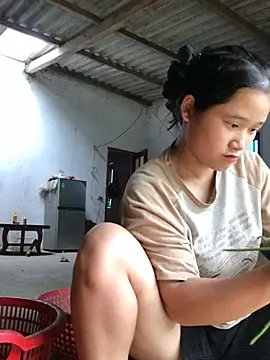 Ninaa01 online show from 05.20.26