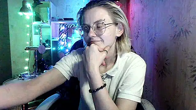   Freya    online show from 05.18.26