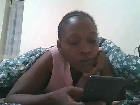 chocolatepetite online show from 05.18.26