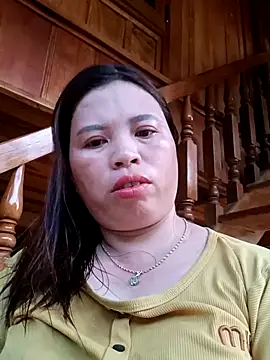 Snapshot of -Yeyi- chatting on 06.18.26 -Yeyi- online show from 06.18.26