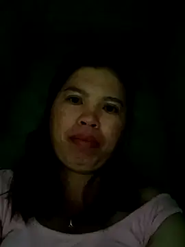 Snapshot of -Yeyi- chatting on 06.21.26 -Yeyi- online show from 06.21.26