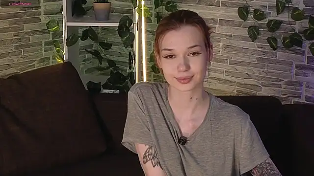 OliviaFoxsis online show from 05.16.26