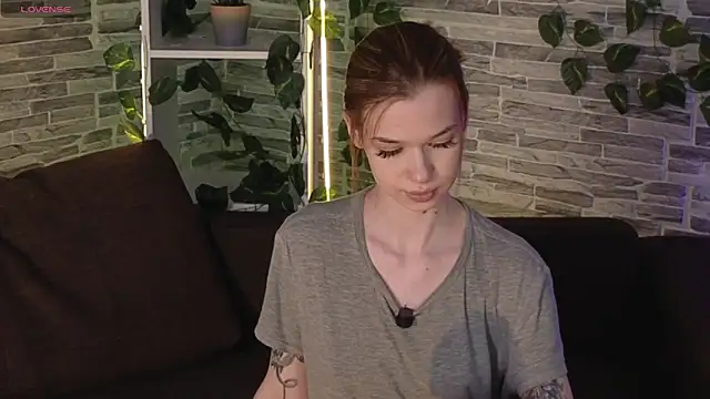 OliviaFoxsis online show from 05.16.26