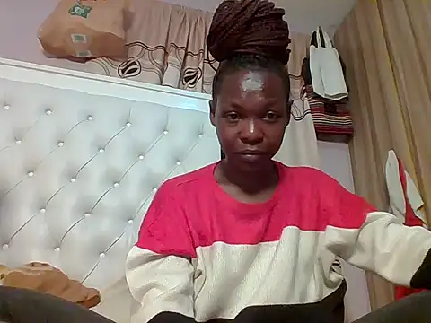 sweetlunah online show from 05.15.26