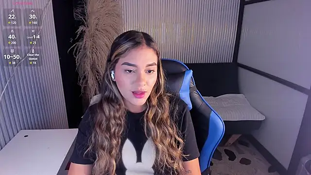 SophieWatson  online show from 06.22.26