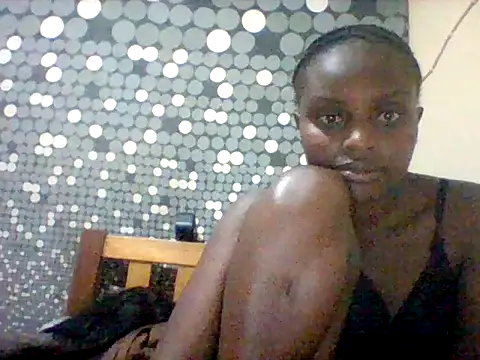Snapshot of liligal chatting on 06.26.26 liligal online show from 06.26.26