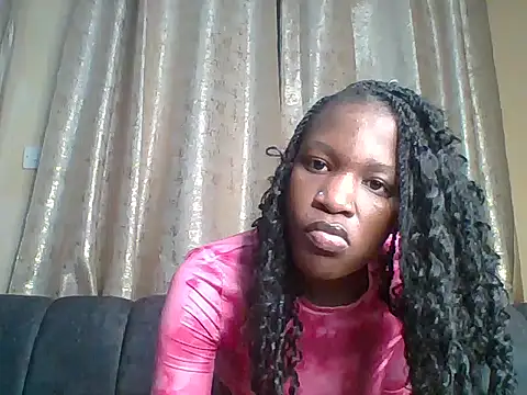 Snapshot of Sexy_dotta chatting on 06.14.26 Sexy dotta online show from 06.14.26