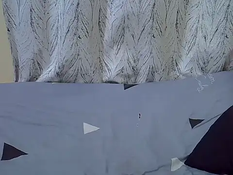 Snapshot of petite_pretti chatting on 06.03.26 petite pretti online show from 06.03.26