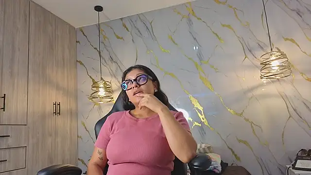 MarianaSecretx online show from 05.19.26