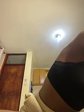 Snapshot of silkynova chatting on 05.19.26 silkynova online show from 05.19.26