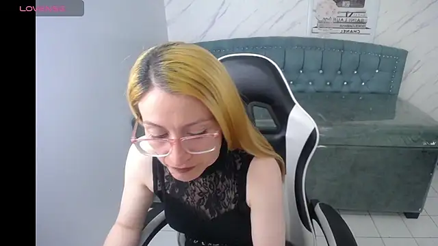 aliz t online show from 05.16.26