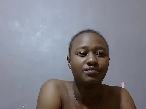 Snapshot of Petite_Ebony10 chatting on 06.06.26 Petite Ebony10 online show from 06.06.26
