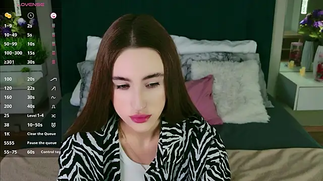 MadisonRen online show from 06.10.26