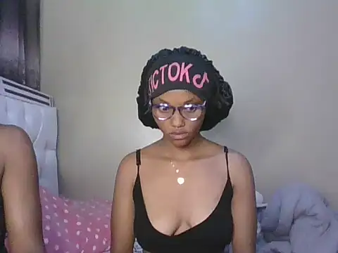 PrettyT5 online show from 06.15.26