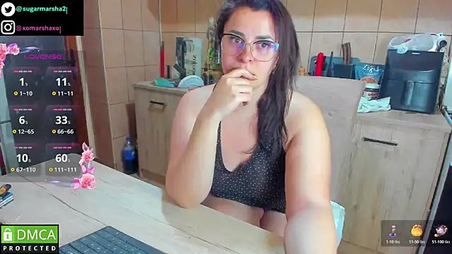 Snapshot of xmarshax chatting on 11.08.25 xmarshax online show from 11.08.25