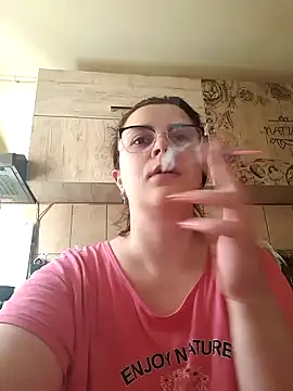 Snapshot of xmarshax chatting on 11.21.25 xmarshax online show from 11.21.25