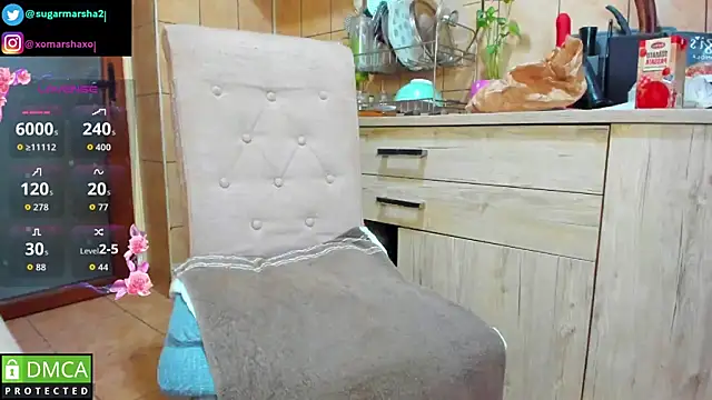 Snapshot of xmarshax chatting on 11.26.25 xmarshax online show from 11.26.25