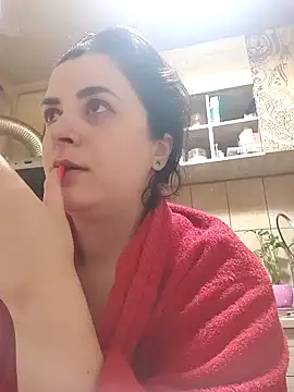 Snapshot of xmarshax chatting on 11.30.25 xmarshax online show from 11.30.25