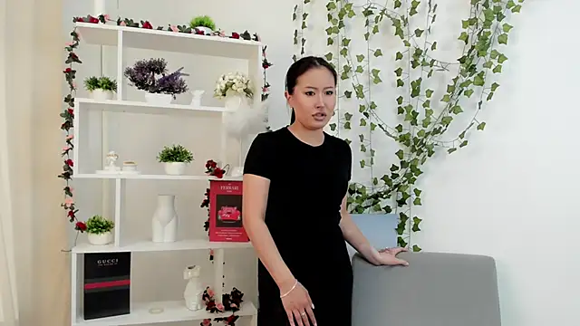 Snapshot of LaritaLevell chatting on 05.22.26 LaritaLevell online show from 05.22.26