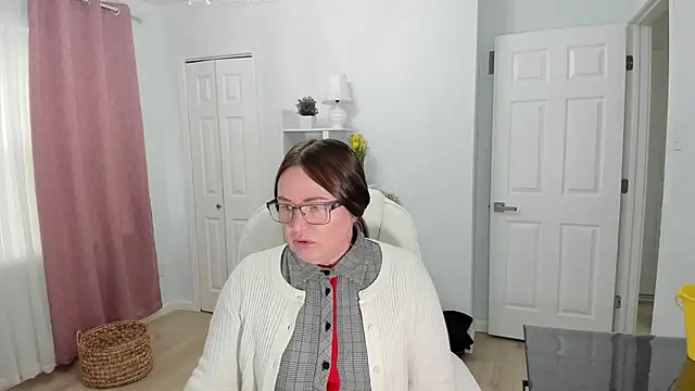 Vika73 online show from 02.18.25