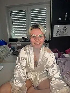 HannahFoxxx online show from 05.18.26