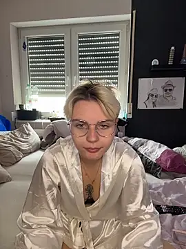 HannahFoxxx online show from 05.19.26
