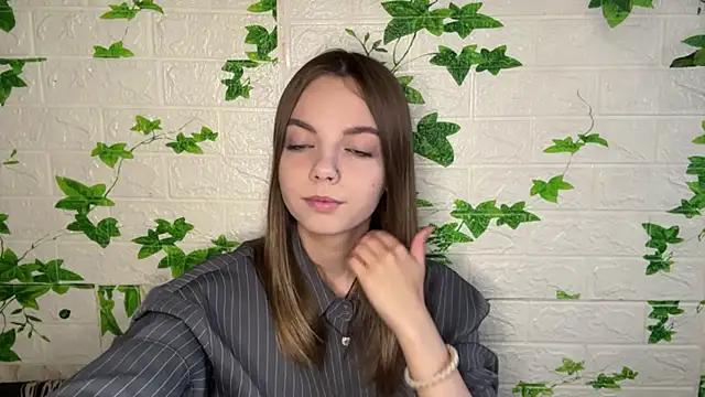 LisaPorse online show from 06.27.26