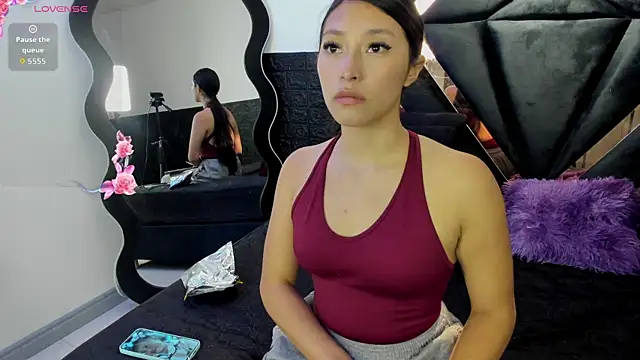 Queen Jen online show from 06.19.26