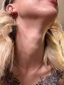 TeaseBabeXXX online show from 06.12.26