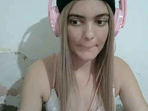 Angel Ristoww online show from 05.20.26