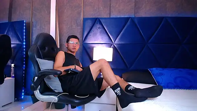 ThiagoFerrer  online show from 06.25.26