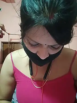 ZOYA-STRIP online show from 06.24.26