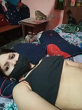 ZOYA-STRIP online show from 07.01.26