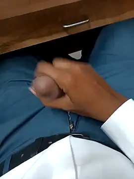 Snapshot of Playboygujrati chatting on 09.20.25 Playboygujrati online show from 09.20.25