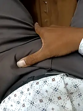 Snapshot of Playboygujrati chatting on 09.24.25 Playboygujrati online show from 09.24.25