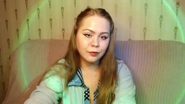 Snapshot of moon_cold chatting on 05.21.26 moon cold online show from 05.21.26