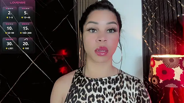 Snapshot of Nayara_K chatting on 06.12.26 Nayara K online show from 06.12.26