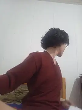 RobinTheBirdy online show from 05.17.26